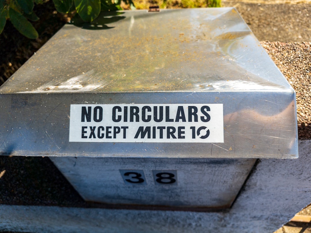 Photo labeling