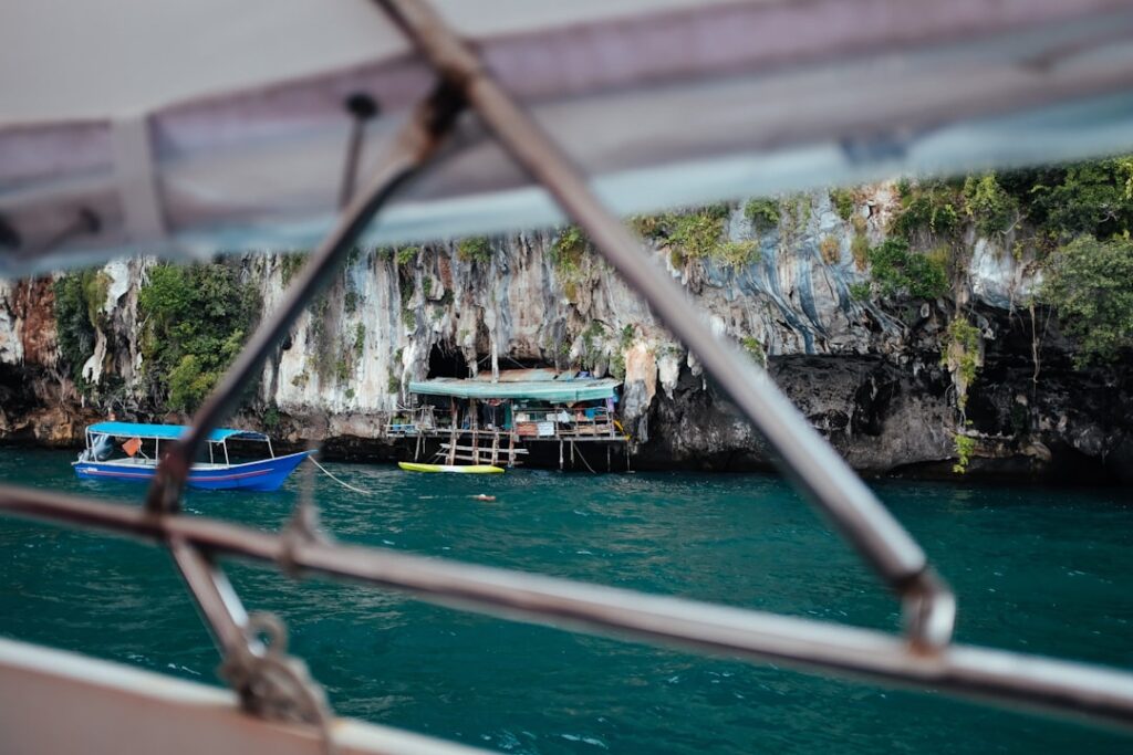 Photo island hopping routes